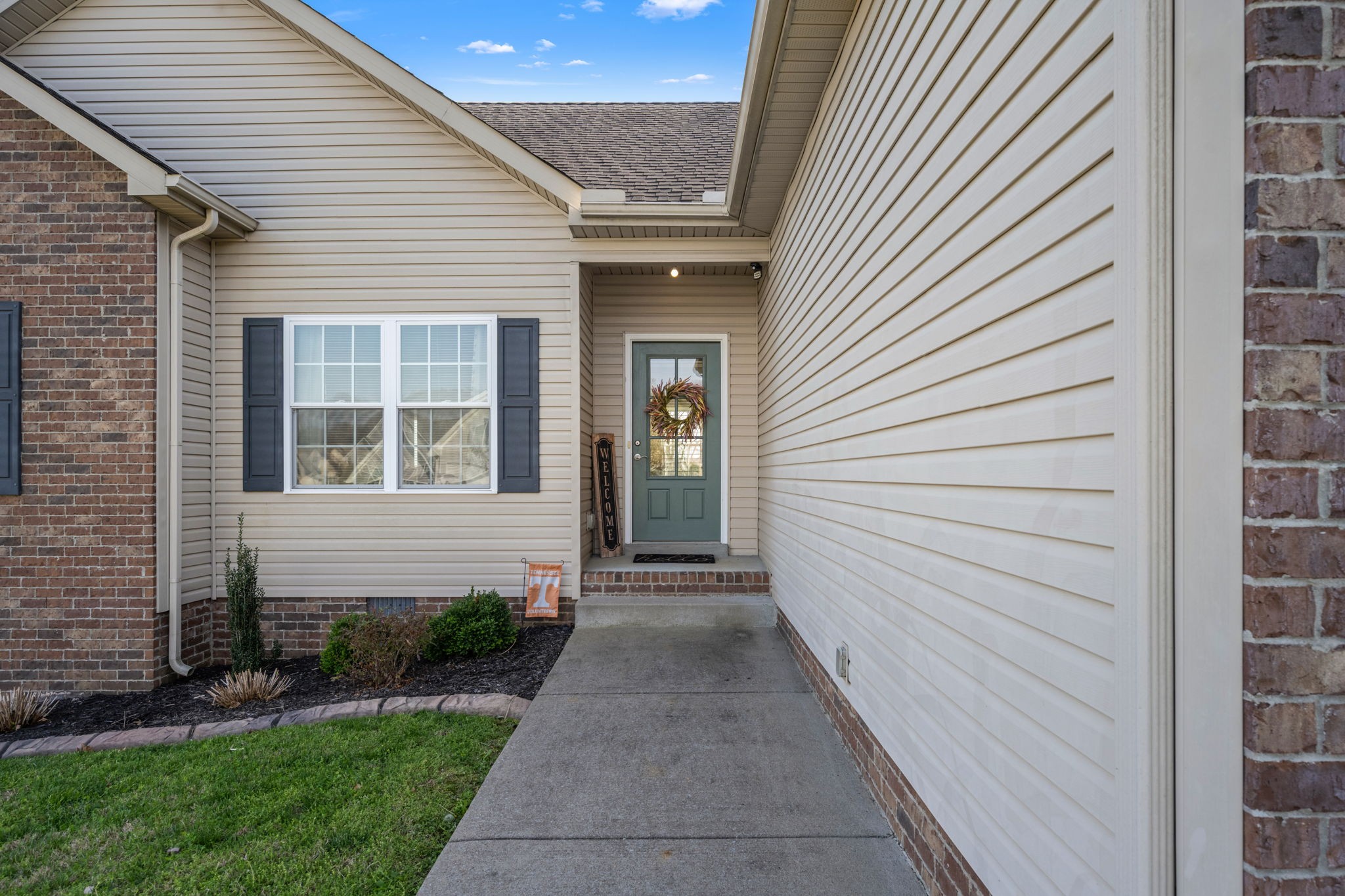 1237 Crescent Ridge Drive Murfreesboro, TN 37128 - Photo 5 of 48 Gallery Image 5