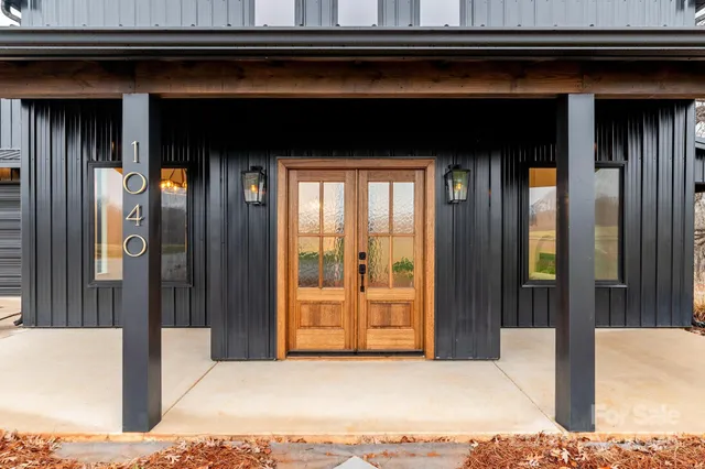 $830,000 | 1040 3rd Creek Church Road, Cleveland, NC 27013