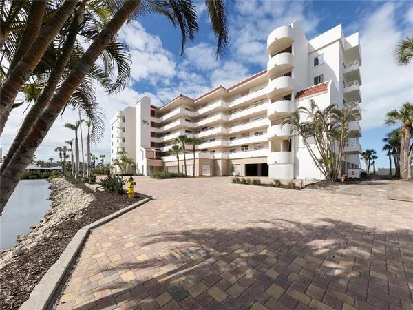 $1,475,000 | 550 West Flamingo Drive, Unit 301, Venice, FL 34285