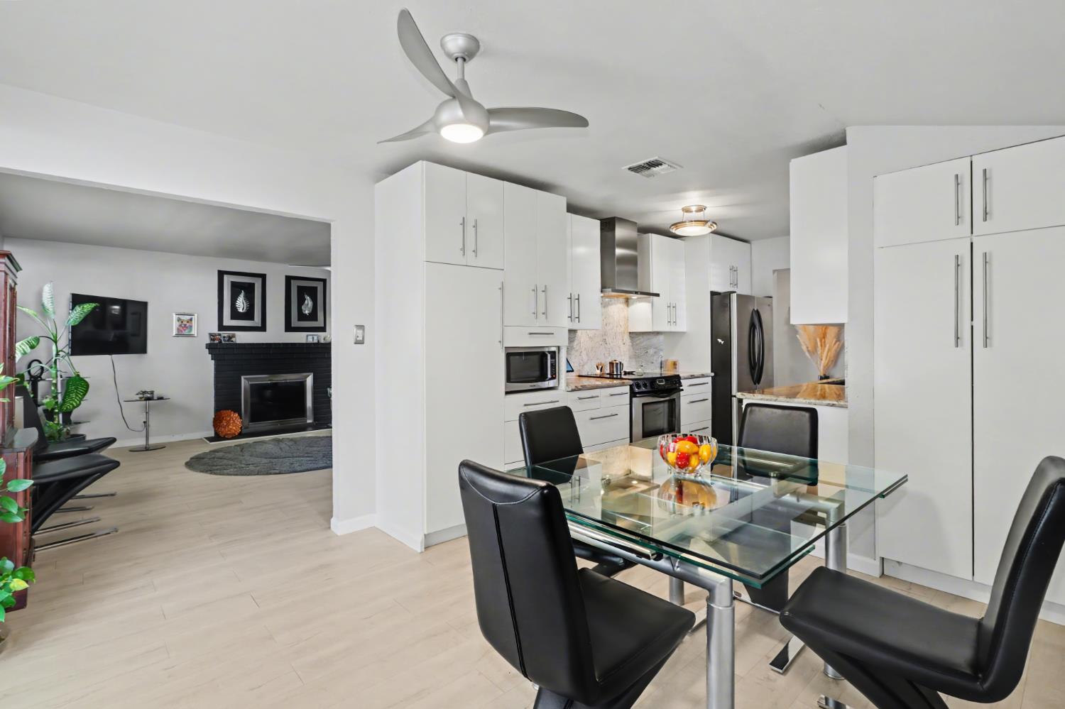10500 Spaulding Way Rancho Cordova, CA 95670 - Photo 8 of 39 a dining room with furniture and a window