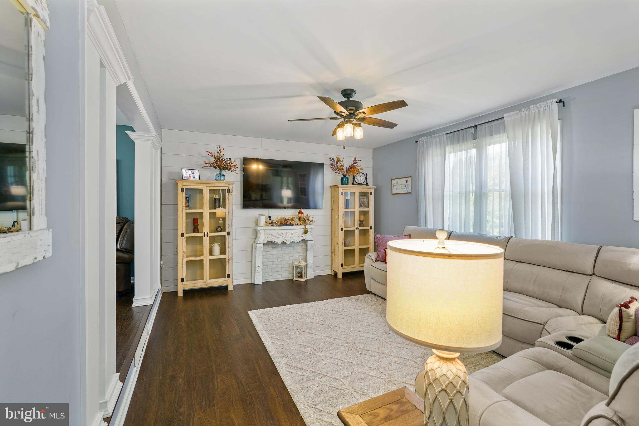83 Trent Road Elkton, MD 21921 - Photo 13 of 36 Family room