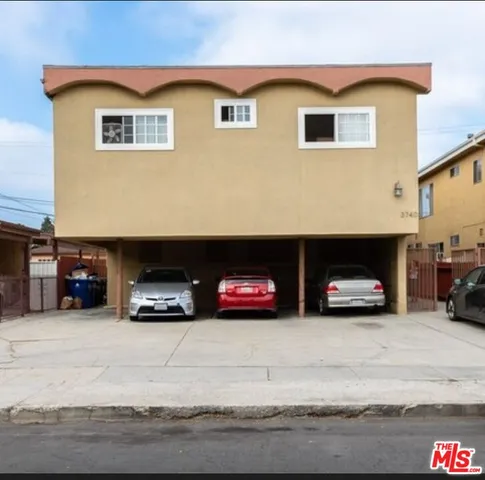 $3,490 | 3740 Veteran Avenue, Unit 2, Los Angeles, CA 90034