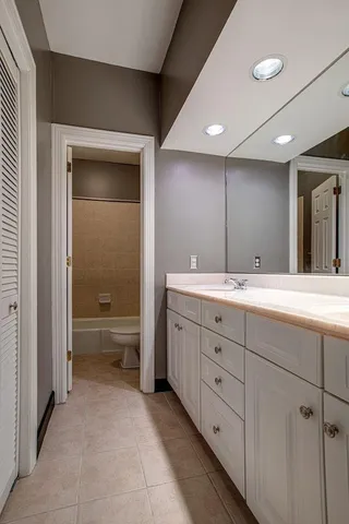 $2,095 | 203 Rose Hall, Nashville, TN 37212