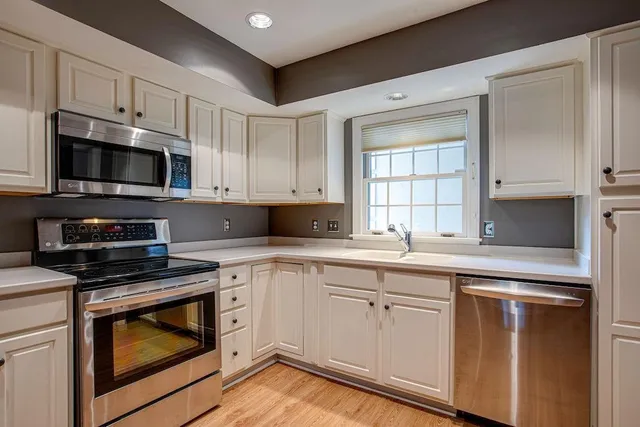 $2,095 | 203 Rose Hall, Nashville, TN 37212