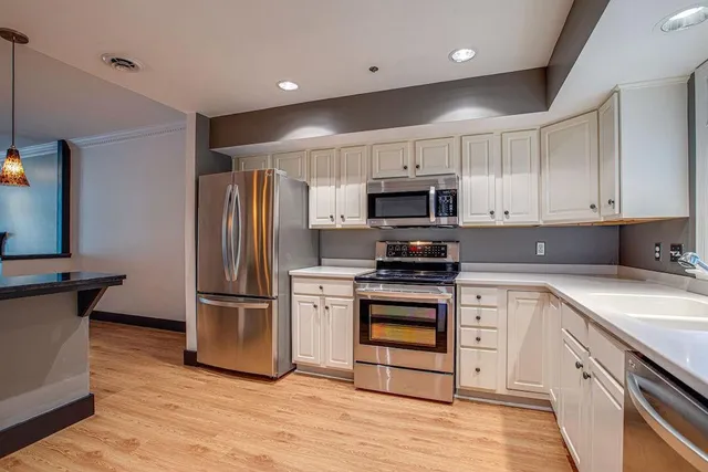 $2,095 | 203 Rose Hall, Nashville, TN 37212