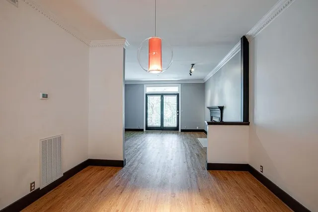 $2,095 | 203 Rose Hall, Nashville, TN 37212