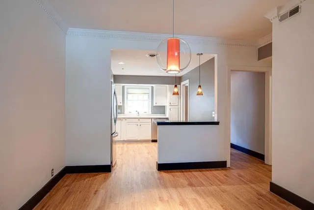 $2,095 | 203 Rose Hall, Nashville, TN 37212