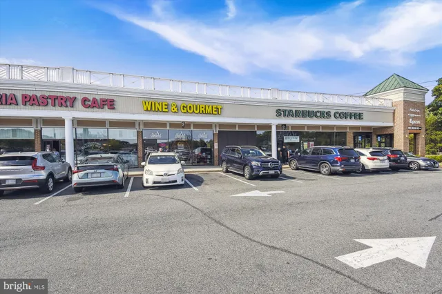 a view of a park with tree s