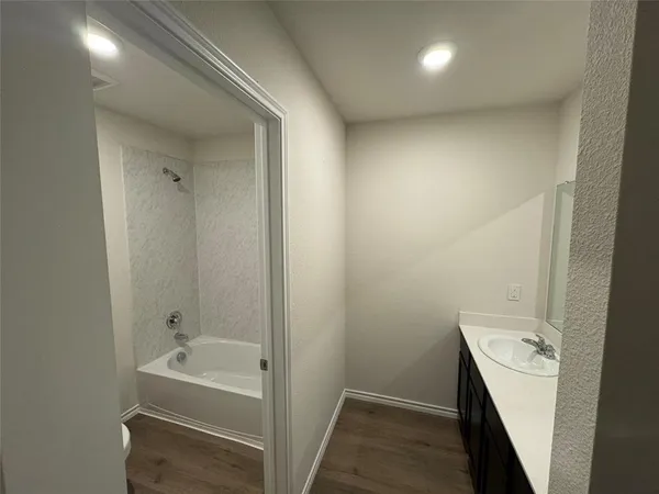 $2,390 | 2335 Gardenia Lane, Pilot Point, TX 76258