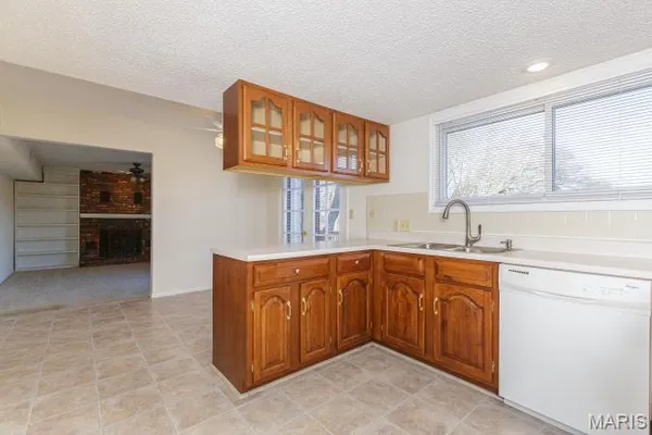 $2,495 | 77 Atwater Drive, St. Peters, MO 63376