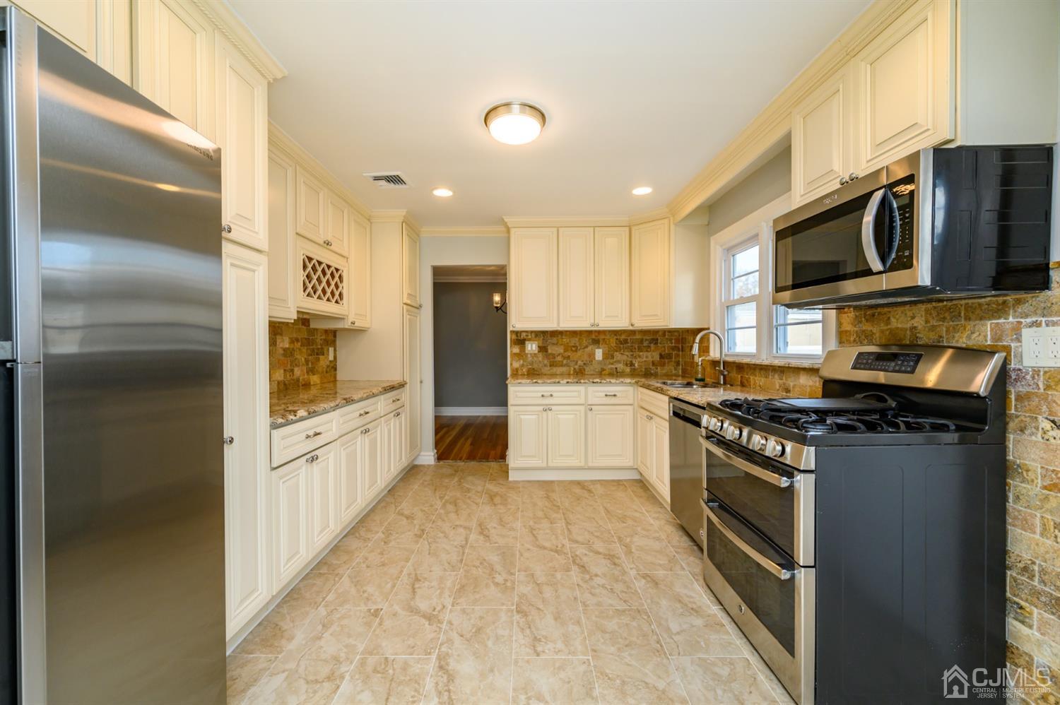 84 Edgar Road Old Bridge, NJ 07747 - Photo 14 of 41 Gallery Image 14