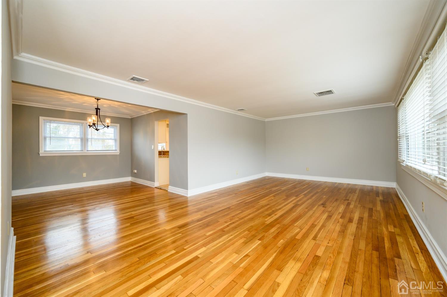 84 Edgar Road Old Bridge, NJ 07747 - Photo 5 of 41 Gallery Image 5