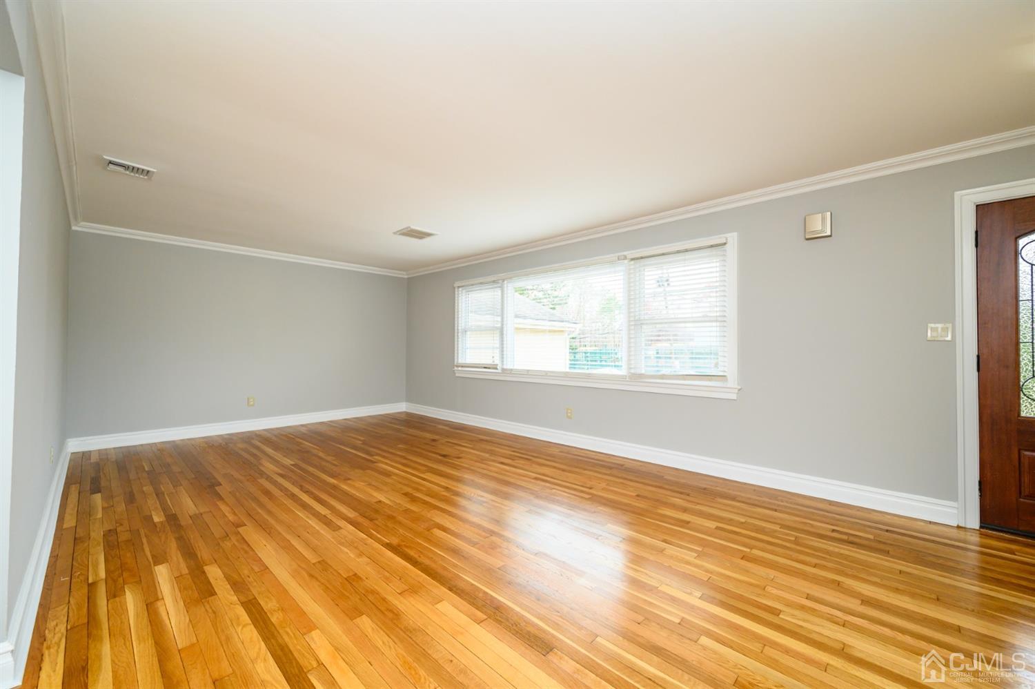84 Edgar Road Old Bridge, NJ 07747 - Photo 6 of 41 Gallery Image 6