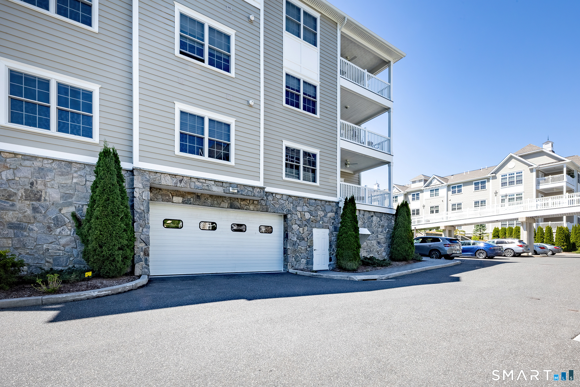 77 Sunset Lane, Unit 215 Ridgefield, CT 06877 - Photo 32 of 39