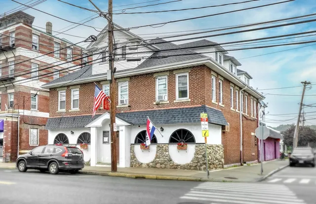 $1,999,000 | 1086-1088 Washington Street, Norwood, MA 02062