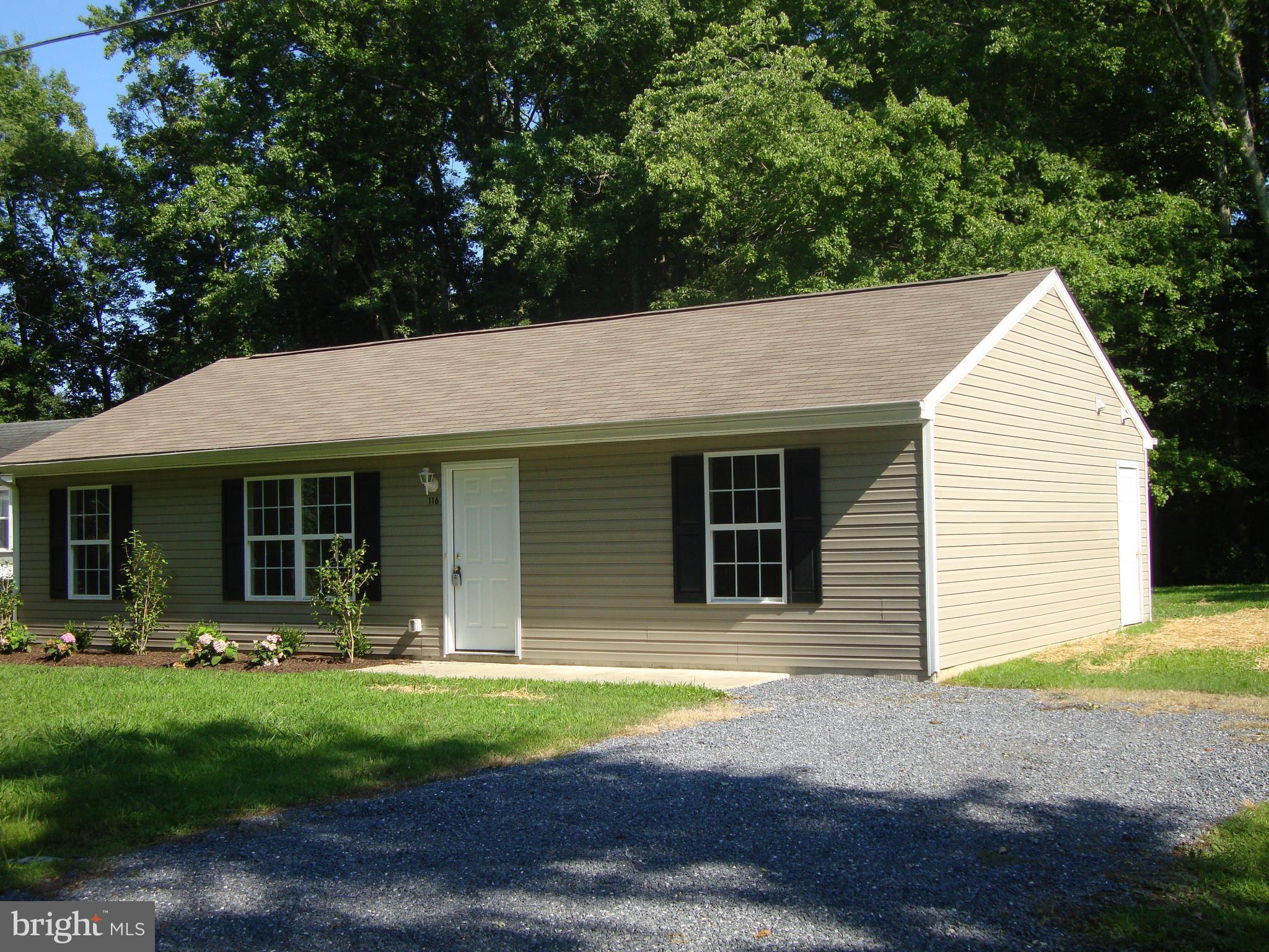 116 Fischer Road Grasonville, MD 21638 - Photo 2 of 10 Exterior (Front)