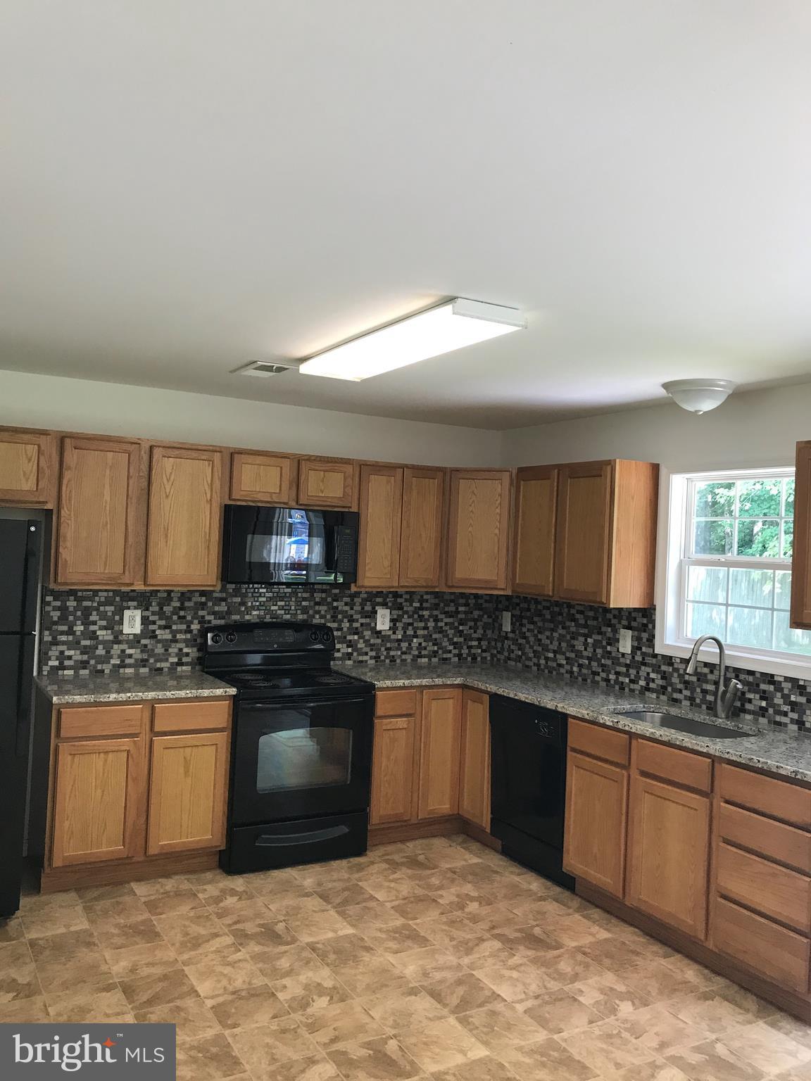 116 Fischer Road Grasonville, MD 21638 - Photo 5 of 10 Kitchen