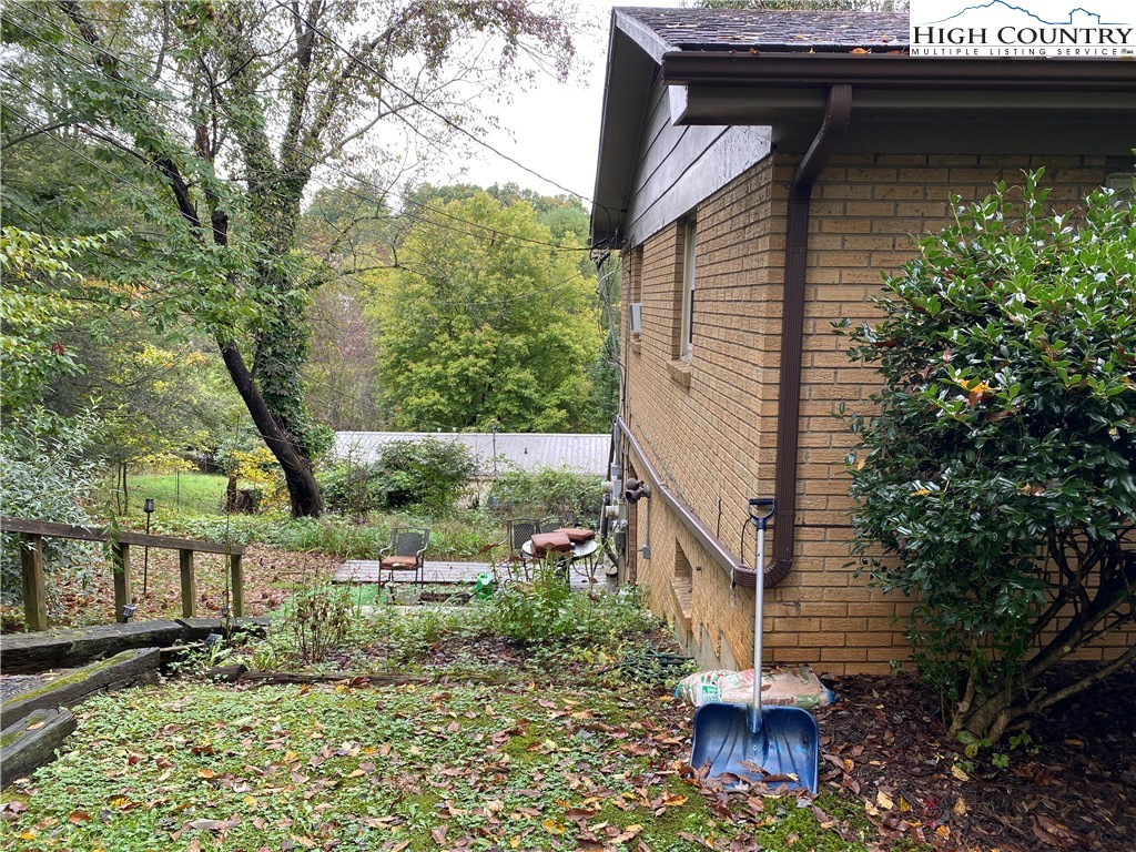 307 New River Heights Road Boone, NC 28607 - Photo 3 of 29 Gallery Image 3