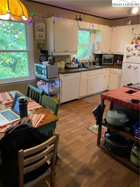 307 New River Heights Road Boone, NC 28607 - Photo 6 of 29 Gallery Image 6