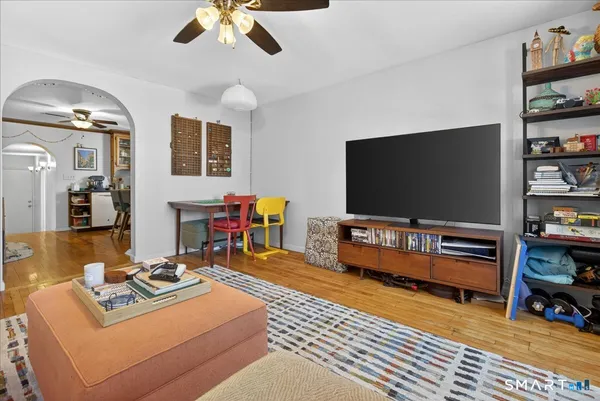 $1,190,000 | 538 Chapel Street, New Haven, CT 06511