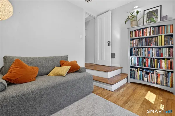 $1,190,000 | 538 Chapel Street, New Haven, CT 06511