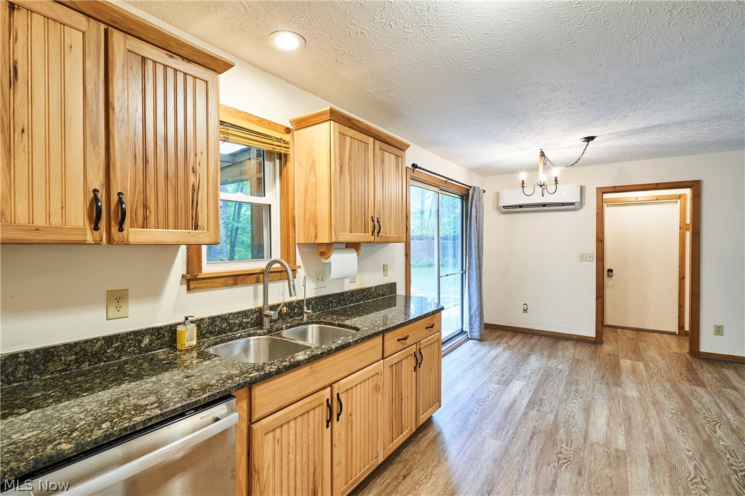 18550 Shaw Road Chagrin Falls, OH 44023 - Photo 8 of 27