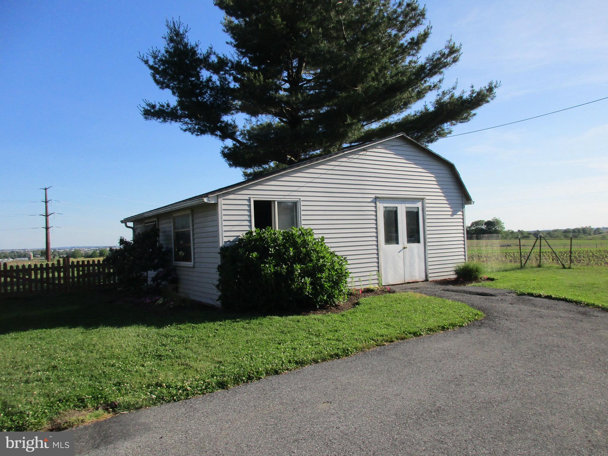 151 Hahnstown Road Ephrata, PA 17522 - Photo 8 of 21 Gallery Image 8