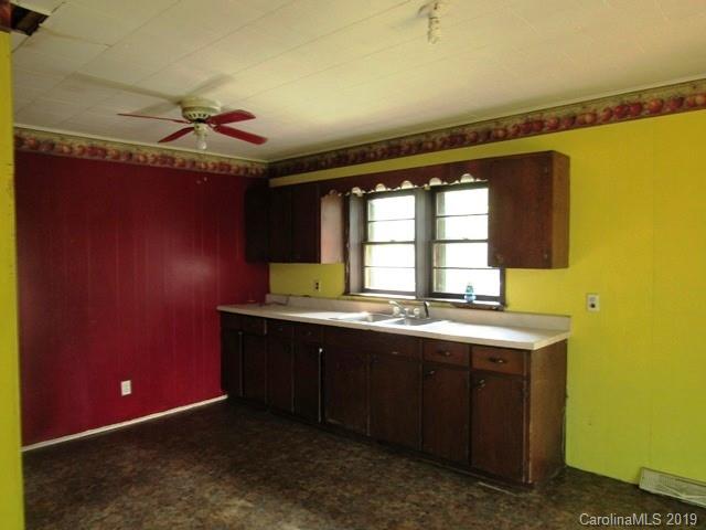 980 Ridge Road Spruce Pine, NC 28777 - Photo 11 of 17 Gallery Image 11