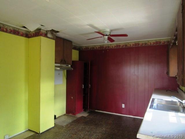 980 Ridge Road Spruce Pine, NC 28777 - Photo 12 of 17 Gallery Image 12