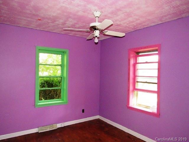 980 Ridge Road Spruce Pine, NC 28777 - Photo 15 of 17 Gallery Image 15