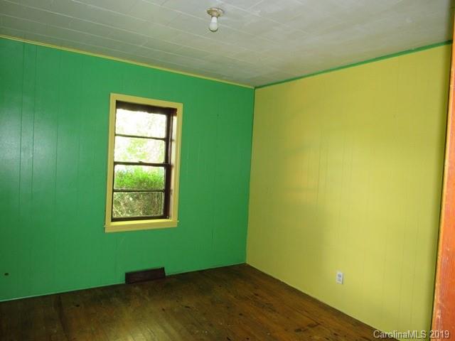 980 Ridge Road Spruce Pine, NC 28777 - Photo 17 of 17 Gallery Image 17