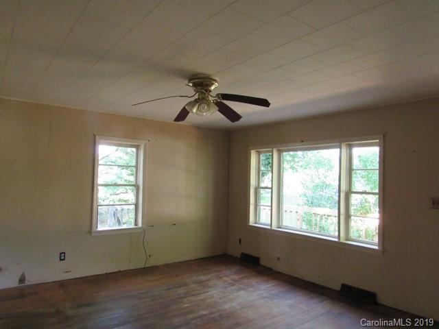 980 Ridge Road Spruce Pine, NC 28777 - Photo 9 of 17 Gallery Image 9