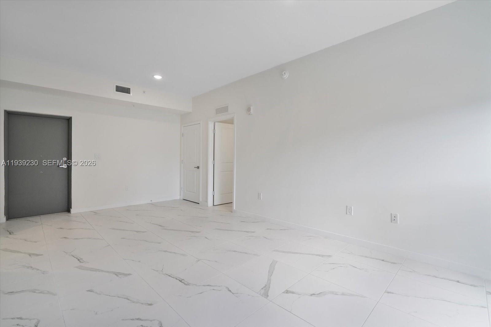 420 Southwest 7th Avenue, Unit 202 Miami, FL 33130 - Photo 6 of 19 a view of an empty room