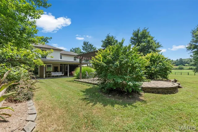 $368,400 | 16313 State Hwy K, Bloomfield, MO 63825