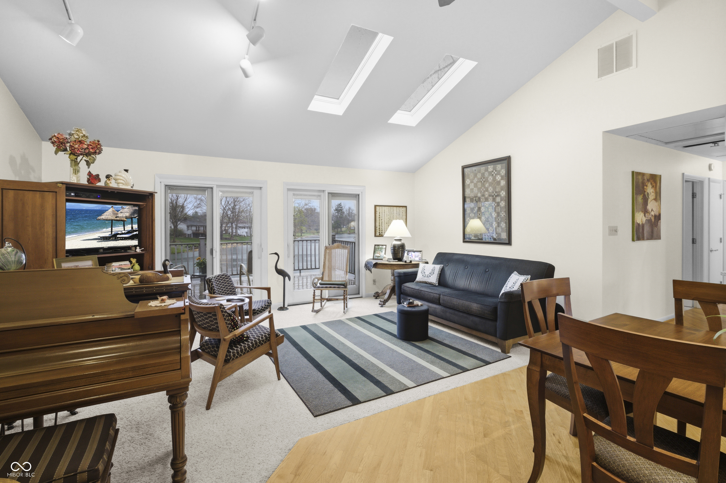301 Flatrock Drive Columbus, IN 47201 - Photo 17 of 49