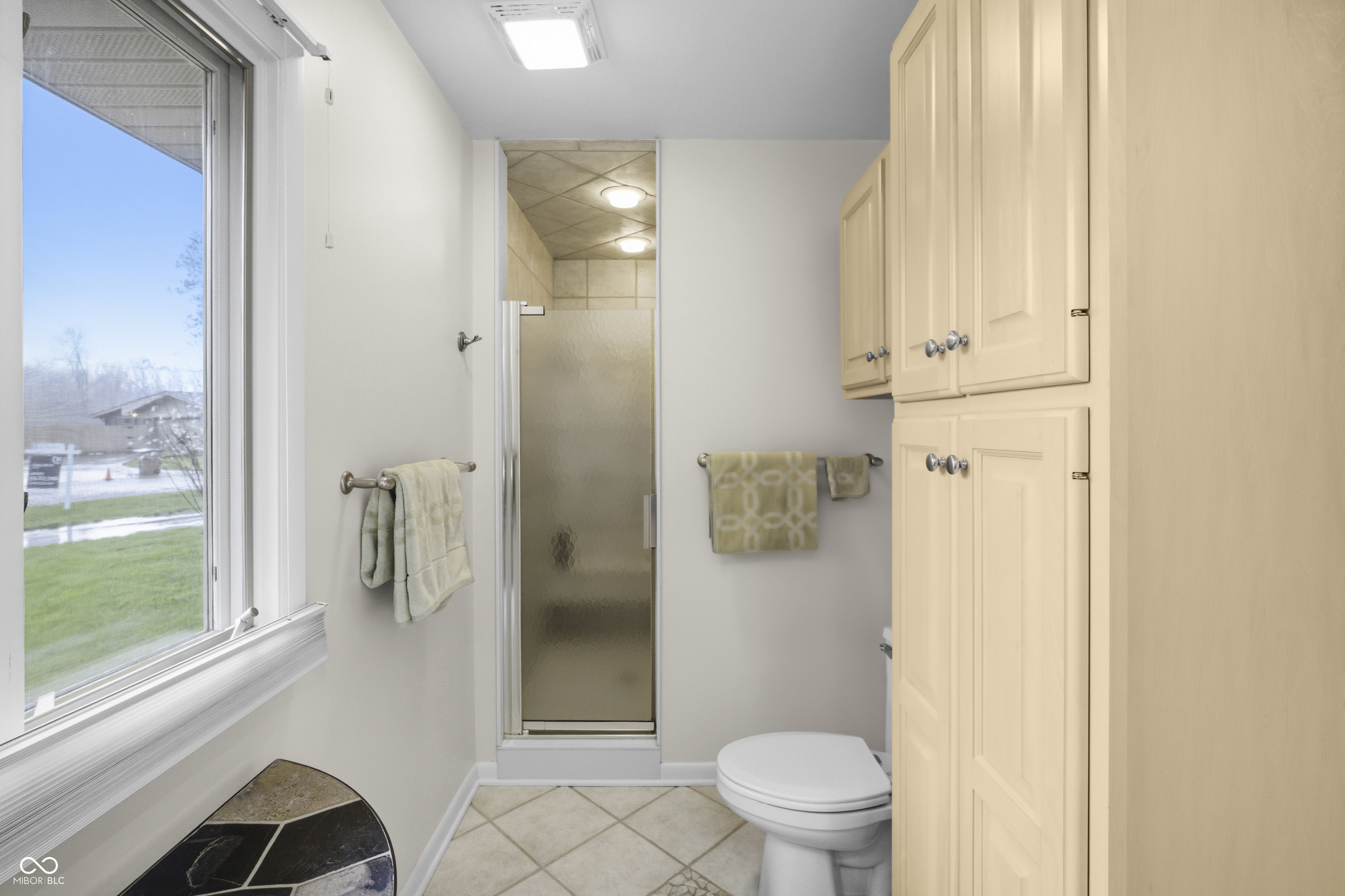 301 Flatrock Drive Columbus, IN 47201 - Photo 32 of 49
