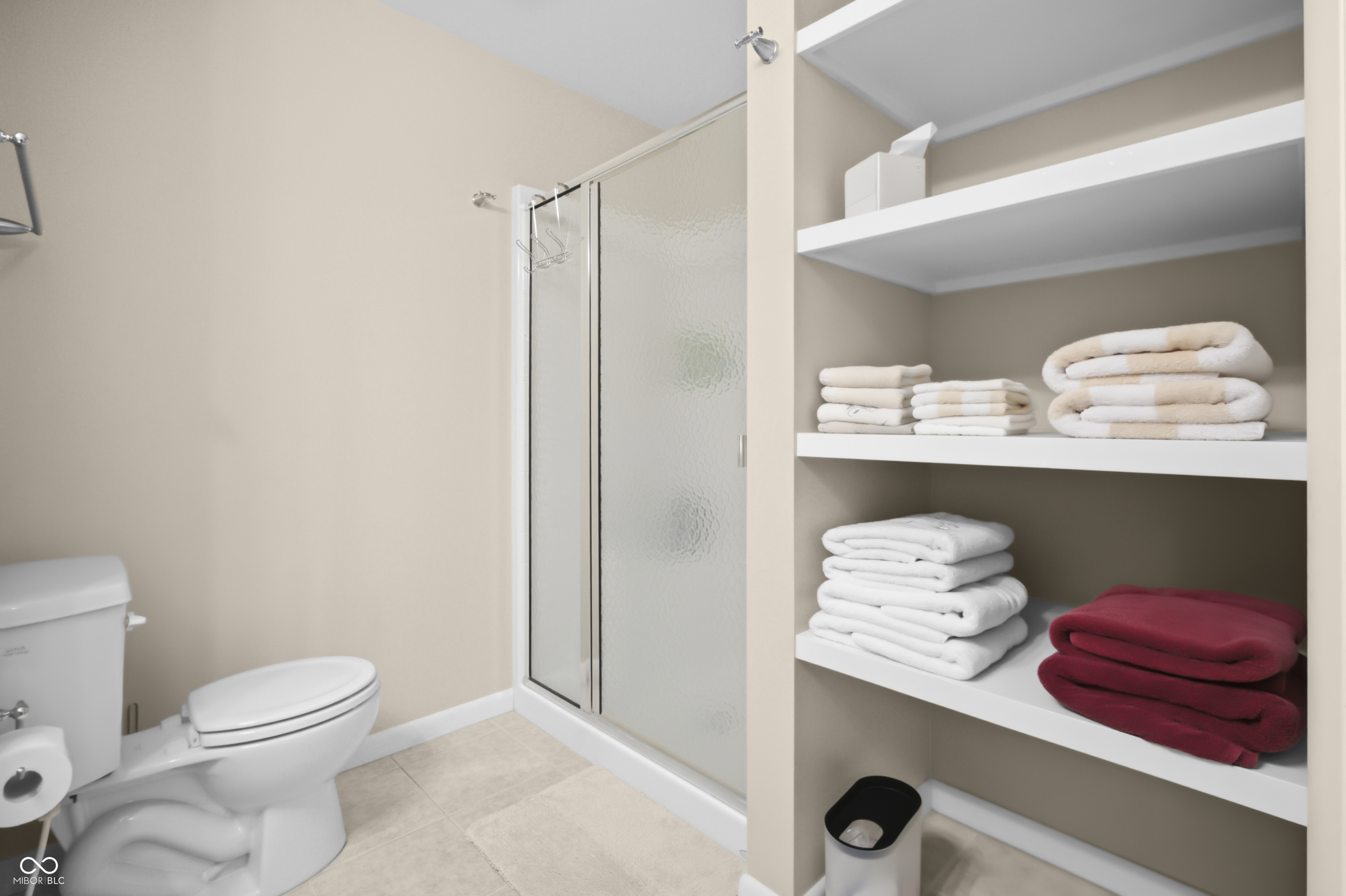 301 Flatrock Drive Columbus, IN 47201 - Photo 42 of 49