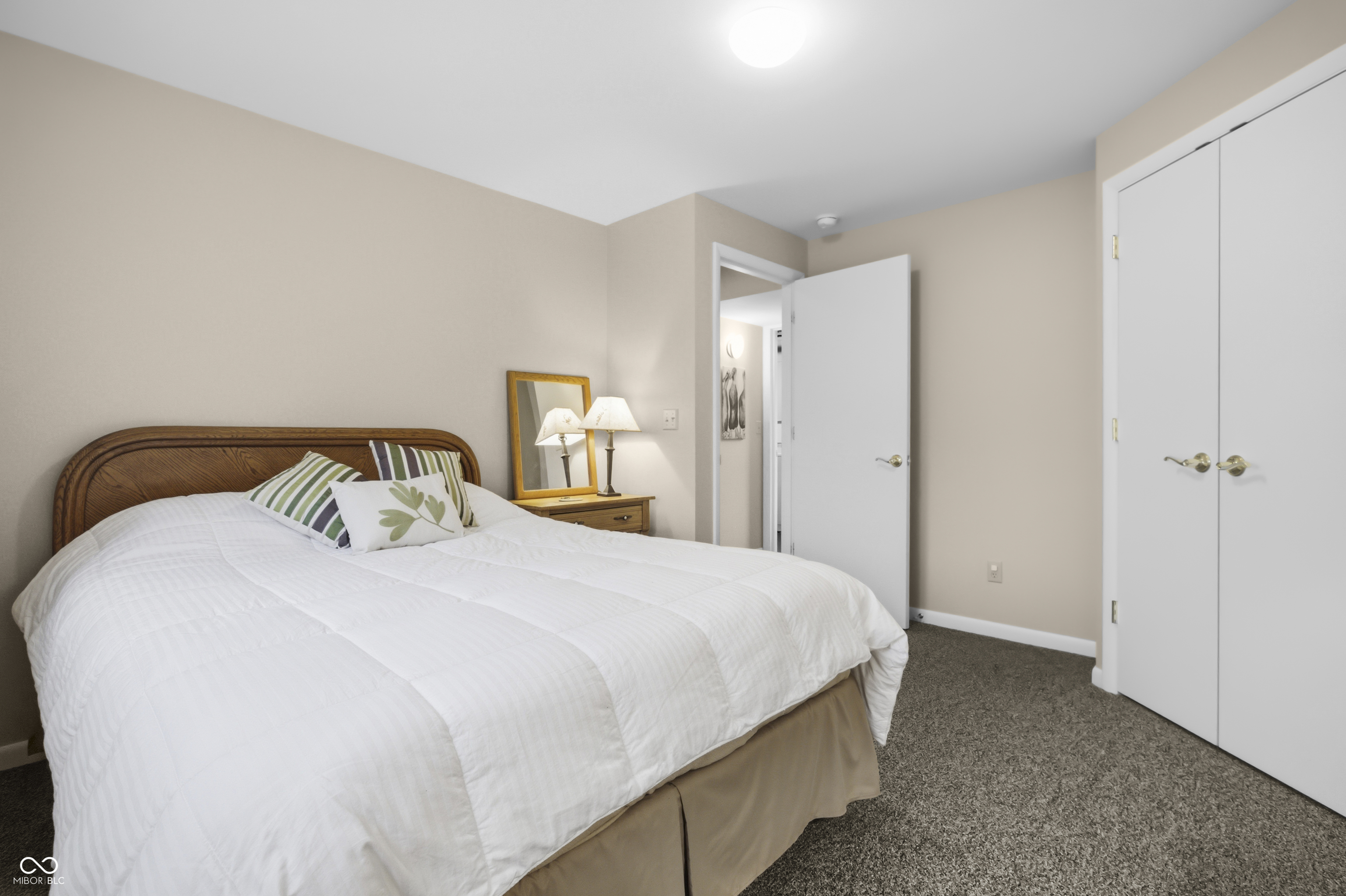 301 Flatrock Drive Columbus, IN 47201 - Photo 44 of 49