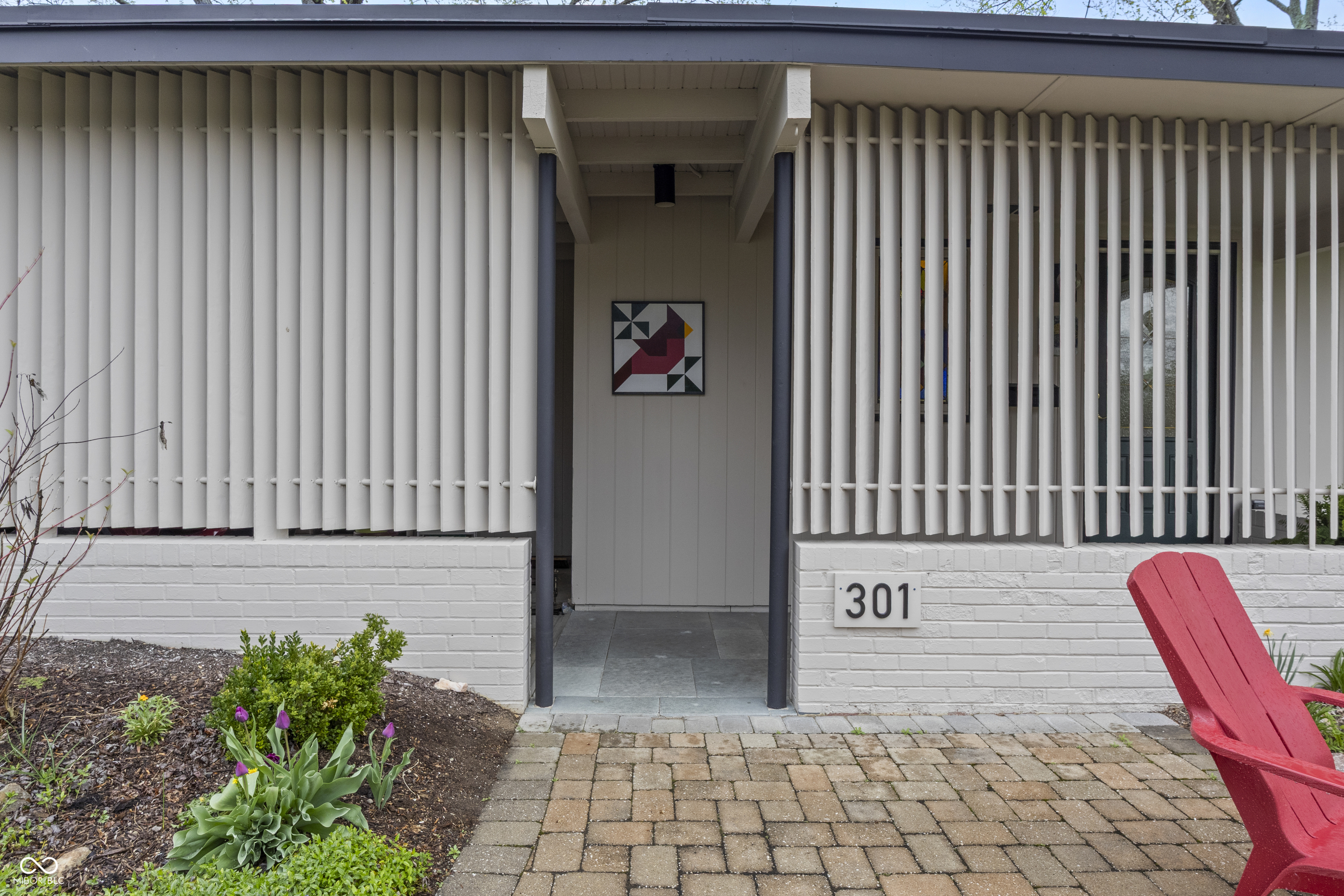 301 Flatrock Drive Columbus, IN 47201 - Photo 8 of 49