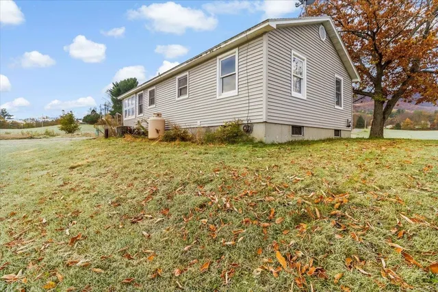 $219,000 | 555 Northwest Hill Road, Pownal, VT 05261