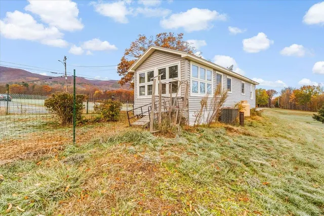 $219,000 | 555 Northwest Hill Road, Pownal, VT 05261