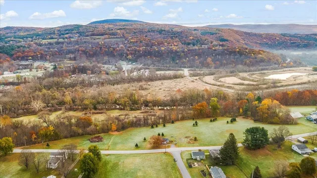 $219,000 | 555 Northwest Hill Road, Pownal, VT 05261