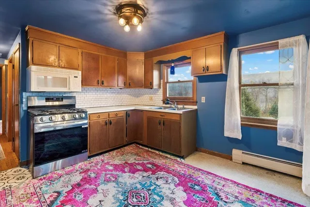 $219,000 | 555 Northwest Hill Road, Pownal, VT 05261