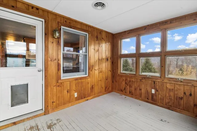 $219,000 | 555 Northwest Hill Road, Pownal, VT 05261