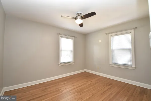 $3,150 | 2847 Fairmont Street, Falls Church, VA 22042