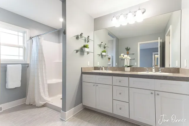 $374,900 | 10058 Prairie Grass Court, Zeeland, MI 49464