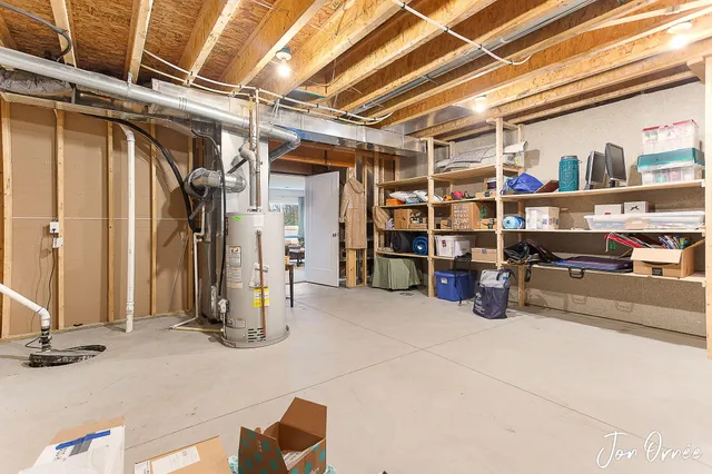 $374,900 | 10058 Prairie Grass Court, Zeeland, MI 49464