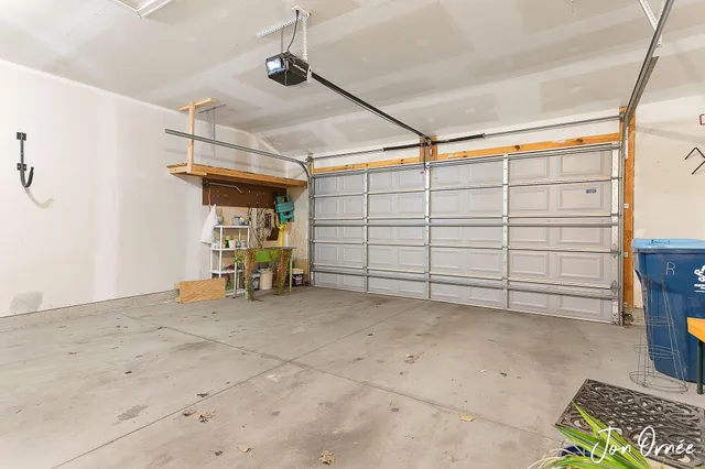 $374,900 | 10058 Prairie Grass Court, Zeeland, MI 49464