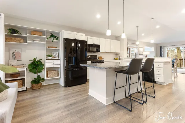 $374,900 | 10058 Prairie Grass Court, Zeeland, MI 49464