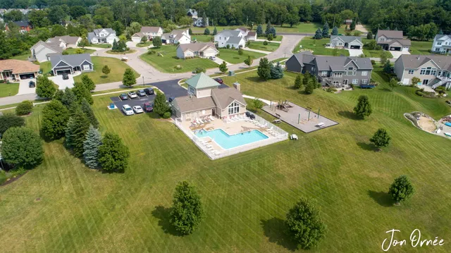 $374,900 | 10058 Prairie Grass Court, Zeeland, MI 49464